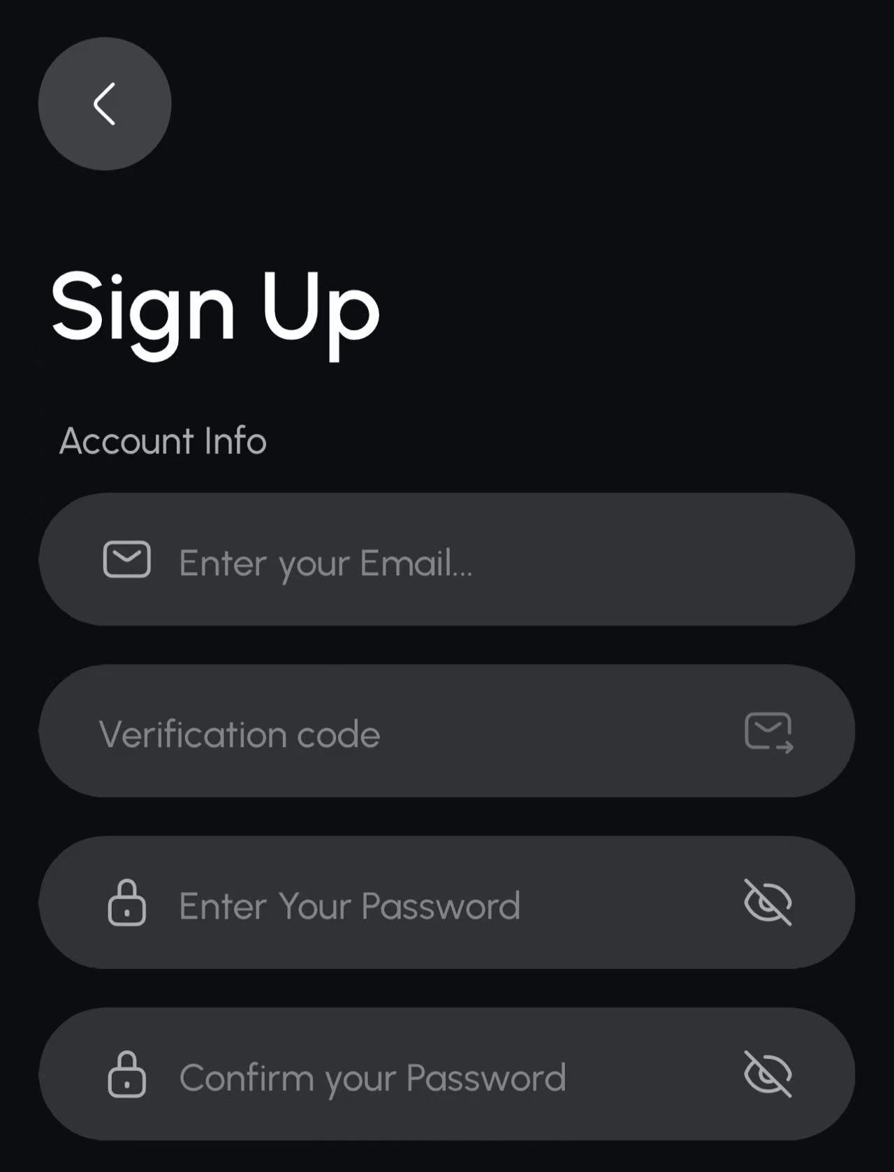 YarboアプリのSign Up画面でメール、確認コード、パスワード欄が表示されている